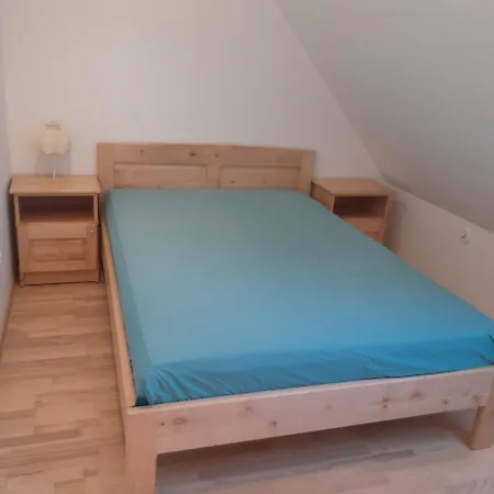 Poddasze Nad Jeziorem Piaski