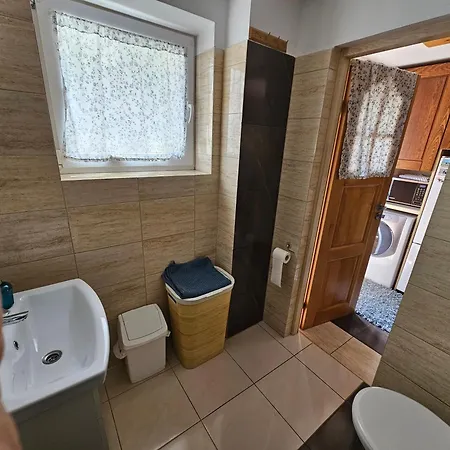 Na Poddaszu アパート