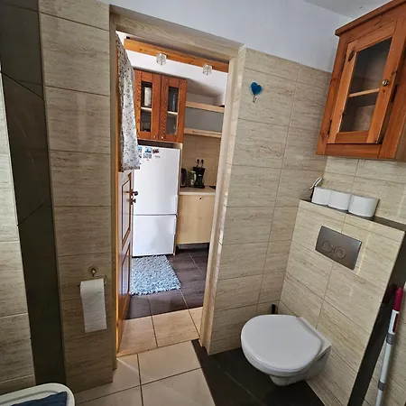 Nad Jeziorem Piaski Apartmán